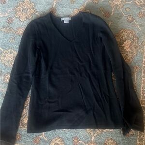 Ann Taylor Elegant Cashmere Black V-Neck Sweater small